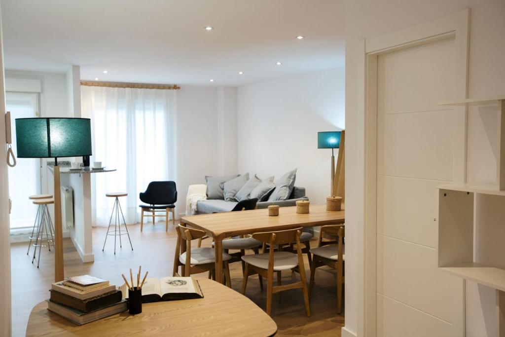 Apartamentos Tiu Enrique 4 Piso Onís Екстериор снимка