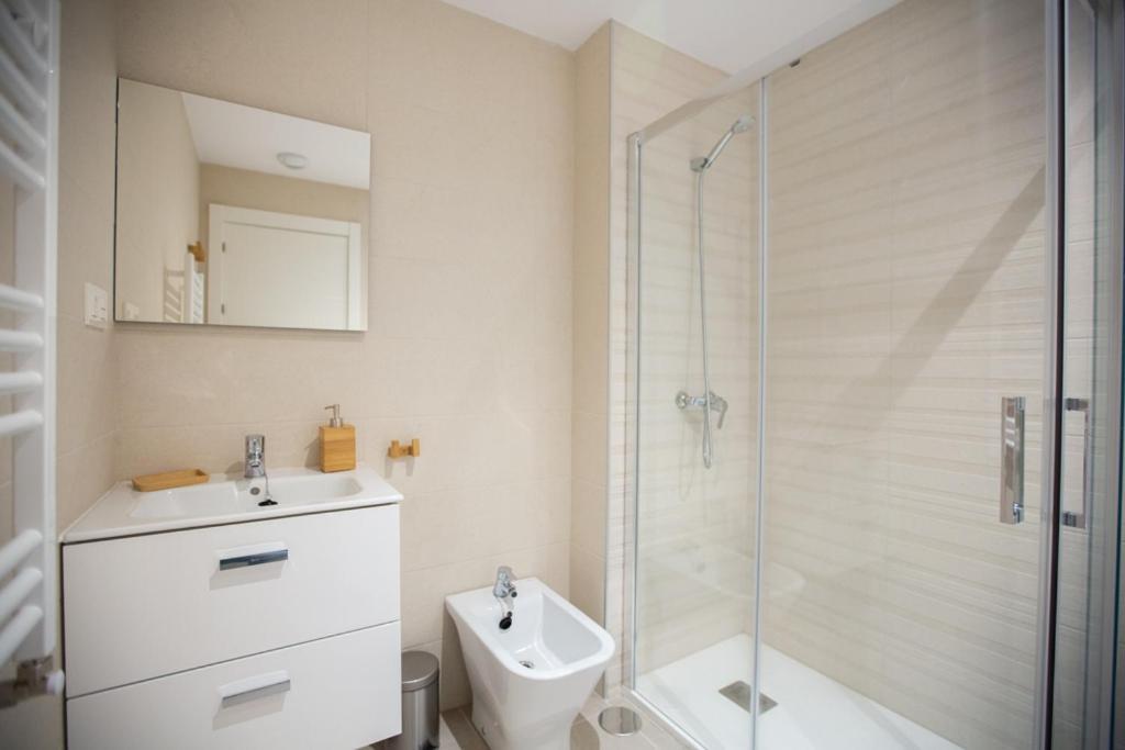 Apartamentos Tiu Enrique 4 Piso Onís Екстериор снимка